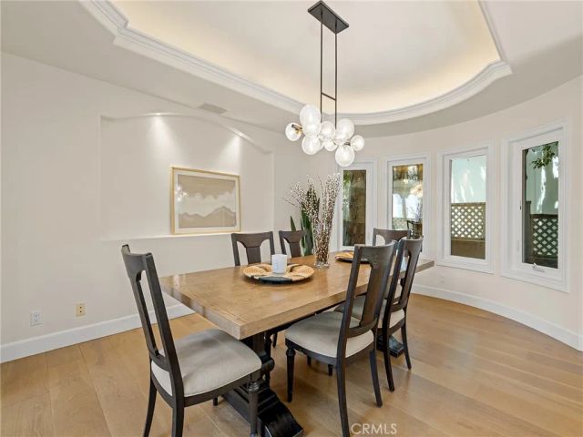 2300 John Street, Manhattan Beach, CA 90266