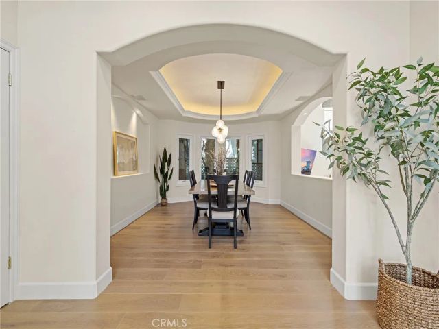 2300 John Street, Manhattan Beach, CA 90266