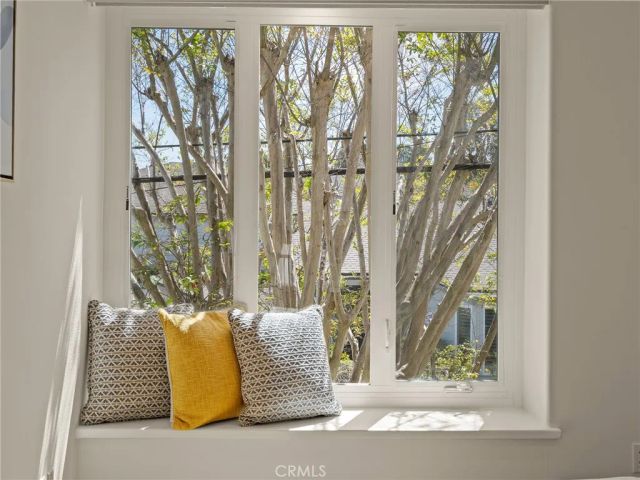 2300 John Street, Manhattan Beach, CA 90266