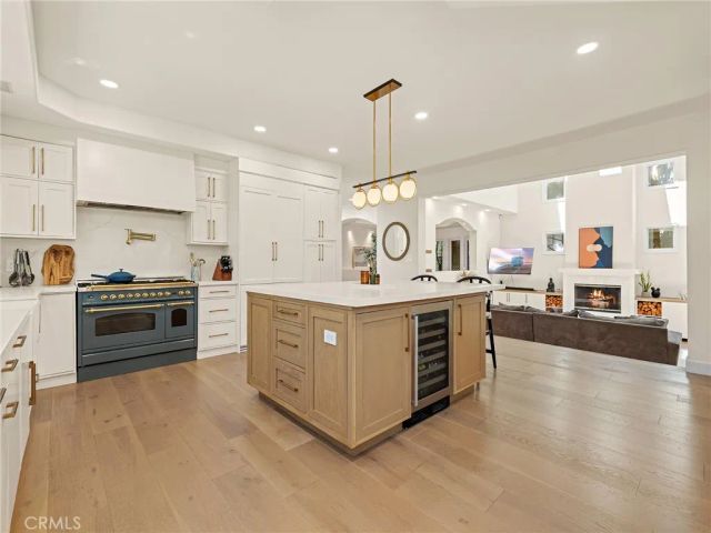 2300 John Street, Manhattan Beach, CA 90266