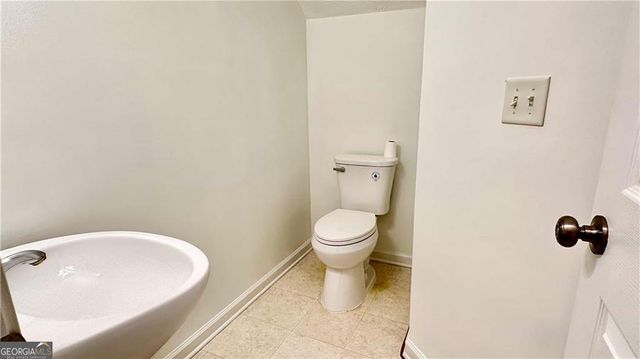 6243 Shoreview Circle, Flowery Branch, GA 30542