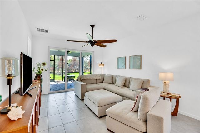 1377 Harper Way, Vero Beach, FL 32960