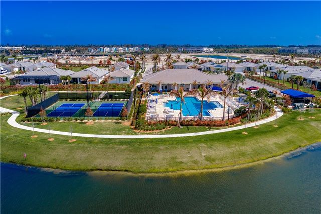 1377 Harper Way, Vero Beach, FL 32960