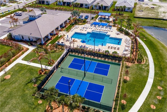 1377 Harper Way, Vero Beach, FL 32960