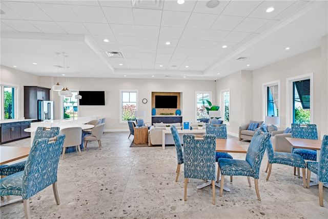 1377 Harper Way, Vero Beach, FL 32960