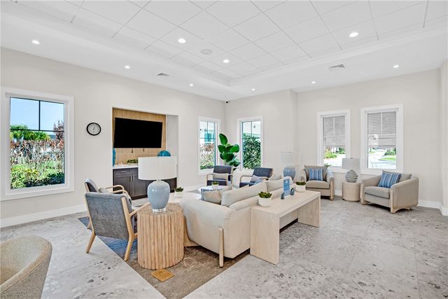 1377 Harper Way, Vero Beach, FL 32960