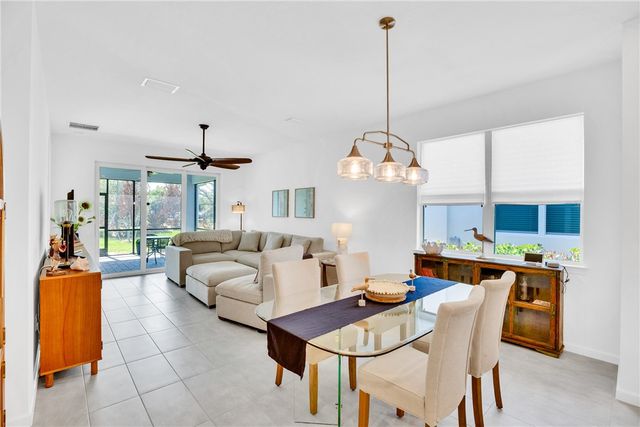 1377 Harper Way, Vero Beach, FL 32960