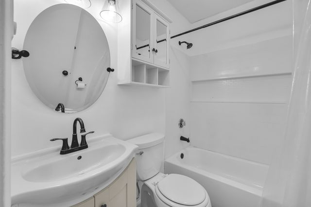 220 Blakeslee Street 220, Bristol, CT 06010