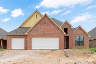 2839 E 141st Court, Bixby, OK 74008