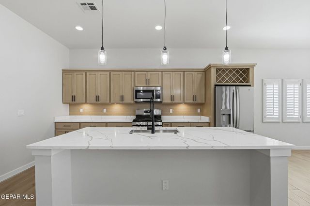 15048 RESOLVE Drive, El Paso, TX 79938