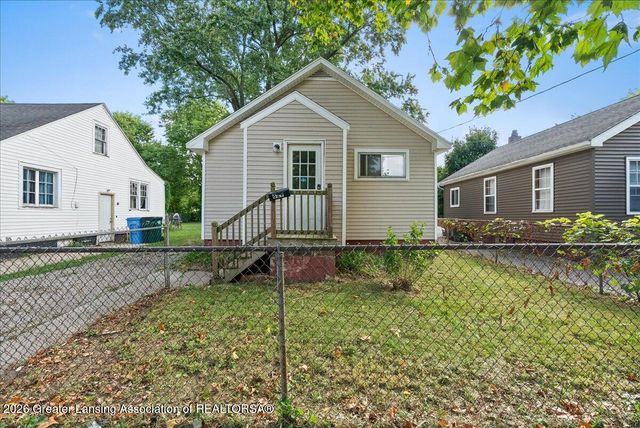 629 S Foster Avenue, Lansing, MI 48912