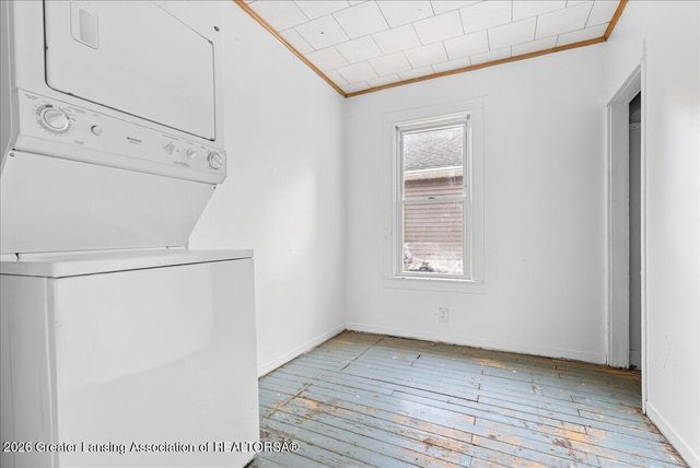 629 S Foster Avenue, Lansing, MI 48912