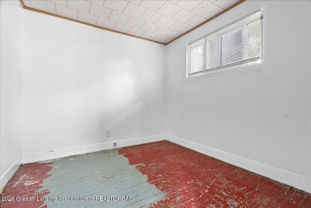 629 S Foster Avenue, Lansing, MI 48912