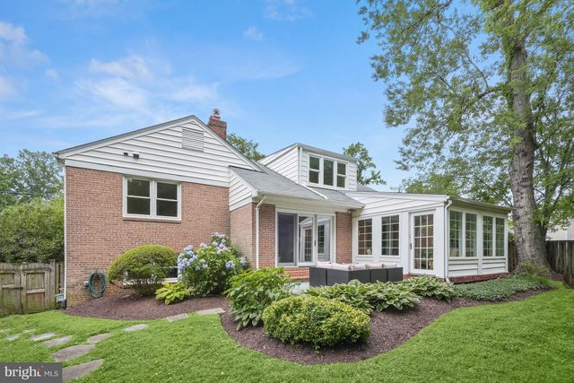 9210 BARDON RD, Bethesda, MD 20814