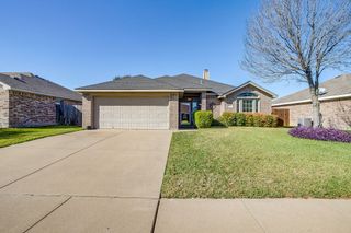 193 Adams Drive, Crowley, TX 76036