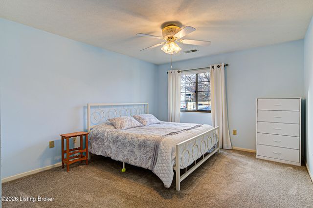 8410 Ambrosse Ln 103, Louisville, KY 40299