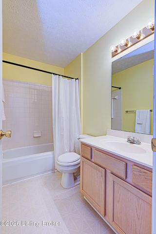 8410 Ambrosse Ln 103, Louisville, KY 40299