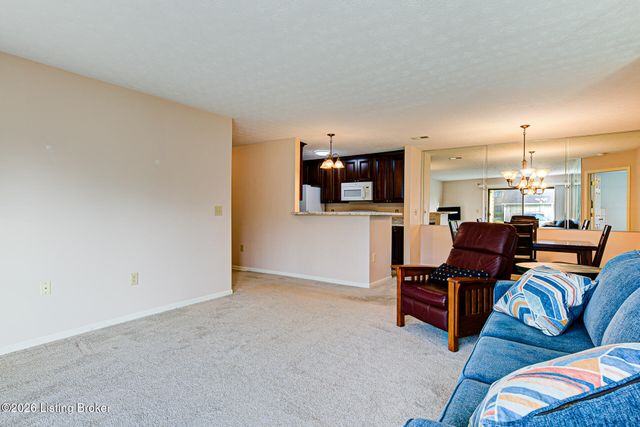 8410 Ambrosse Ln 103, Louisville, KY 40299