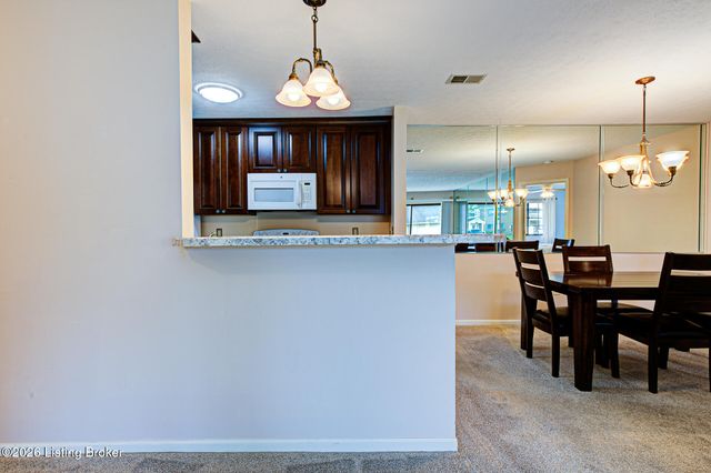 8410 Ambrosse Ln 103, Louisville, KY 40299