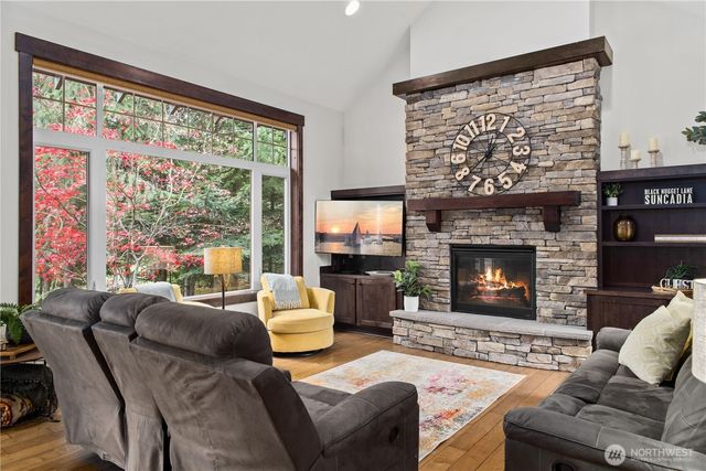 100 Black Nugget Lane, Cle Elum, WA 98922