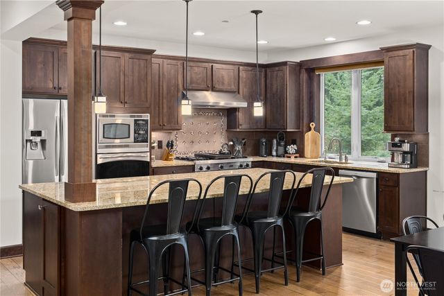 100 Black Nugget Lane, Cle Elum, WA 98922