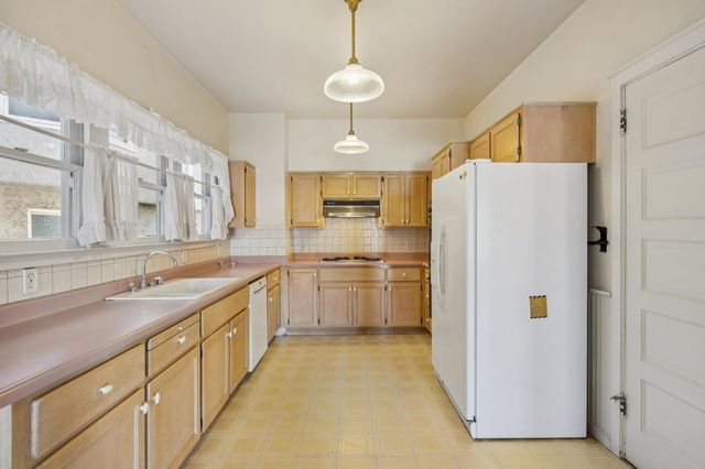 361 HANOVER AVENUE, Oakland, CA 94606