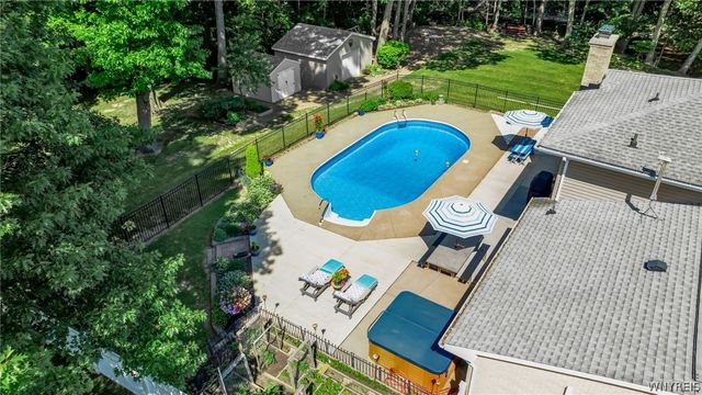 29 Brookview, Orchard Park, NY 14127