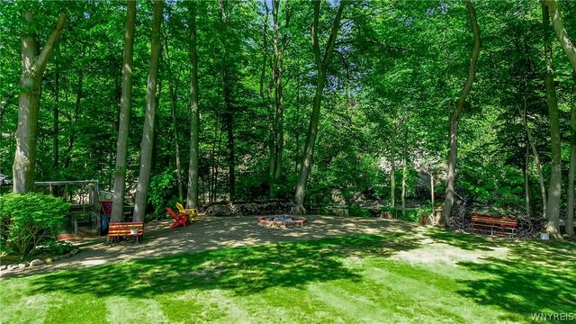 29 Brookview, Orchard Park, NY 14127