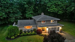 29 Brookview, Orchard Park, NY 14127