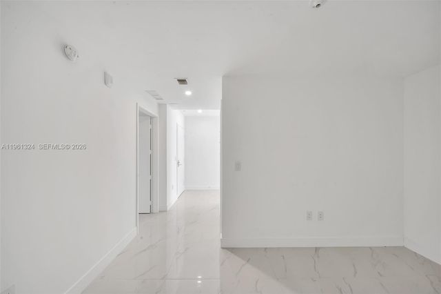 700 NE 24th St 1902, Miami, FL 33137