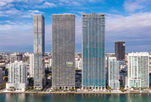 700 NE 24th St 1902, Miami, FL 33137