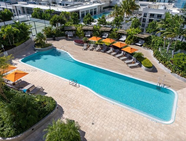 700 NE 24th St 1902, Miami, FL 33137