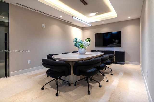 700 NE 24th St 1902, Miami, FL 33137