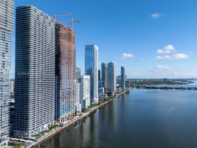 700 NE 24th St 1902, Miami, FL 33137