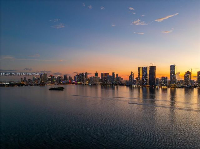 700 NE 24th St 1902, Miami, FL 33137