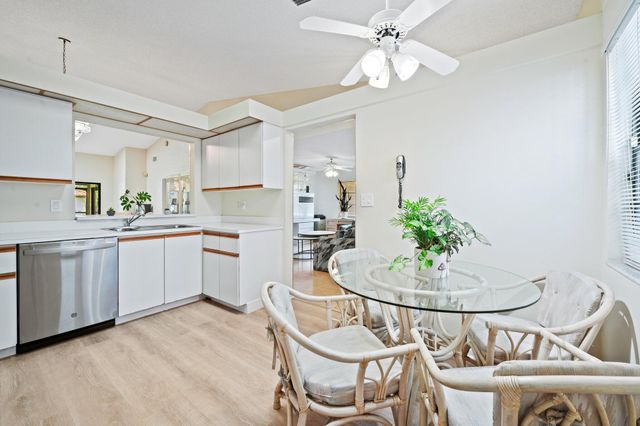 6360 Kings Gate Circle, Delray Beach, FL 33484