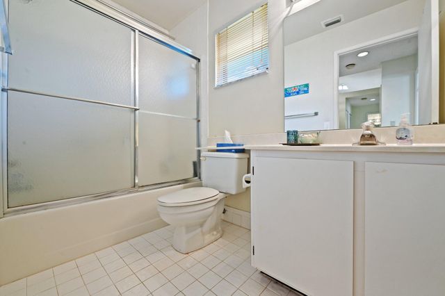 6360 Kings Gate Circle, Delray Beach, FL 33484