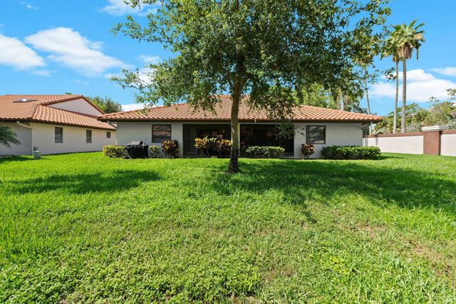 6360 Kings Gate Circle, Delray Beach, FL 33484