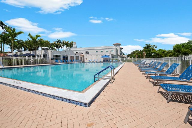 6360 Kings Gate Circle, Delray Beach, FL 33484
