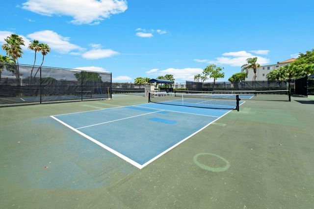 6360 Kings Gate Circle, Delray Beach, FL 33484