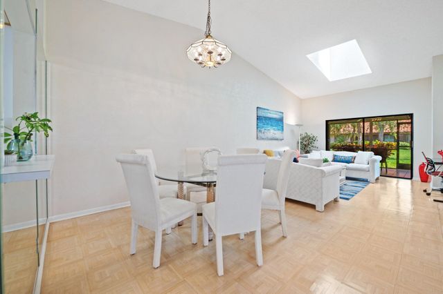 6360 Kings Gate Circle, Delray Beach, FL 33484