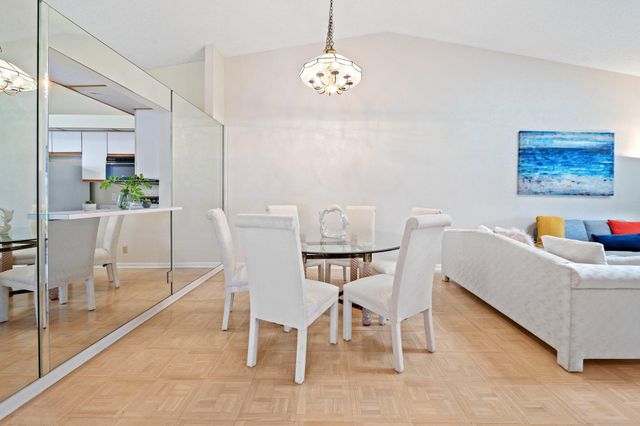 6360 Kings Gate Circle, Delray Beach, FL 33484