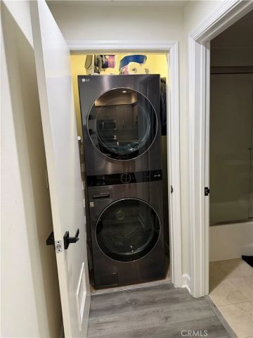 2311 W 10th St 404, Los Angeles, CA 90006