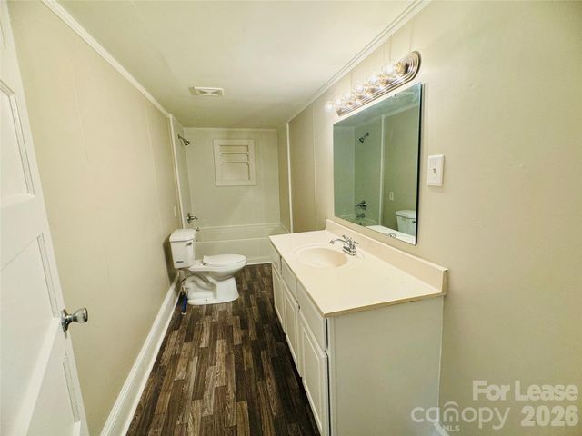 508 Elm Avenue, Mount Holly, NC 28021