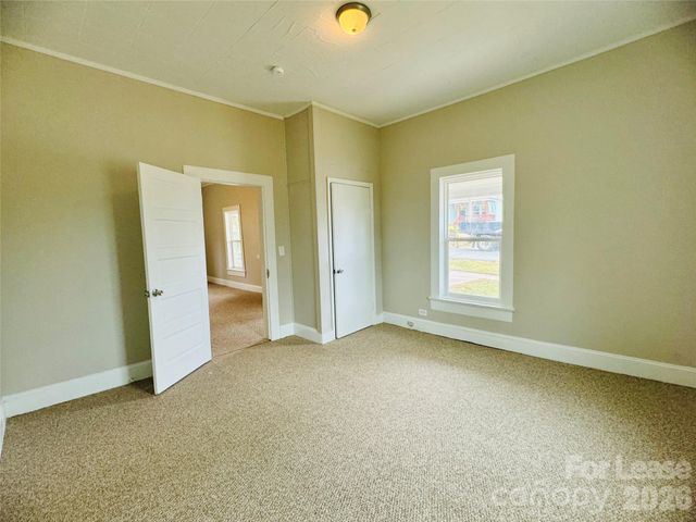 508 Elm Avenue, Mount Holly, NC 28021
