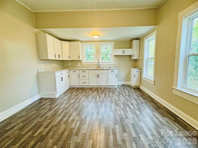 508 Elm Avenue, Mount Holly, NC 28021
