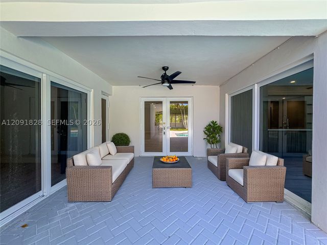 20405 NE 22nd Pl, Miami, FL 33180