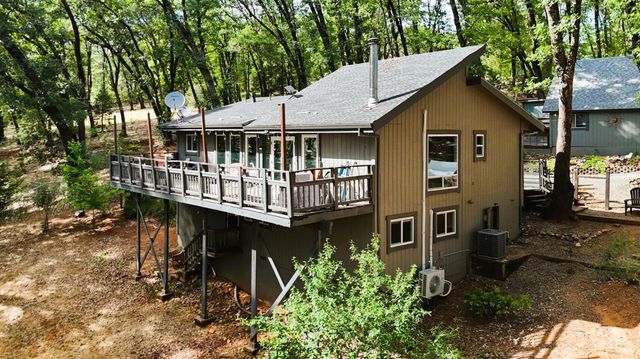 14400 Cherokee Ln, Grass Valley, CA 95945