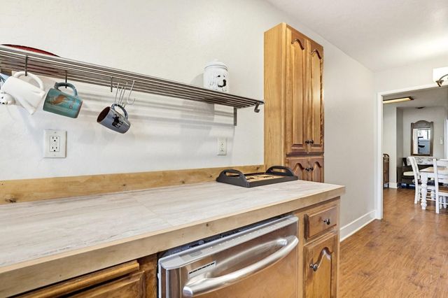 14400 Cherokee Ln, Grass Valley, CA 95945