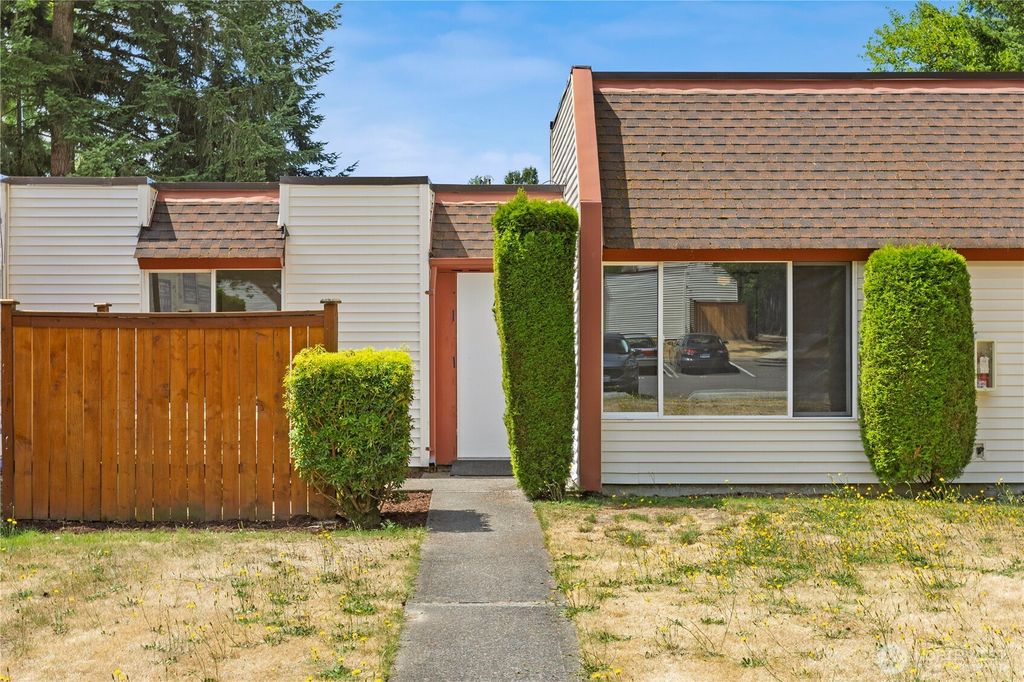 14600 SE 176th Street #A3, Renton, WA 98058